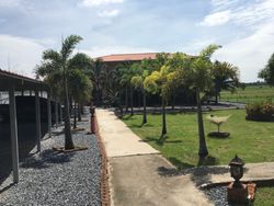 Familienzimmer – Außenansicht der Zimmerzeile